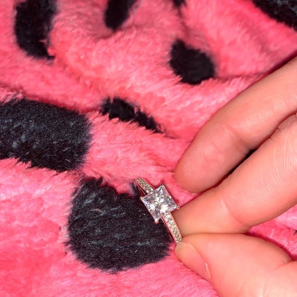 Swarovski Crystal Square Ring (Size 6) - Picture 7 of 8